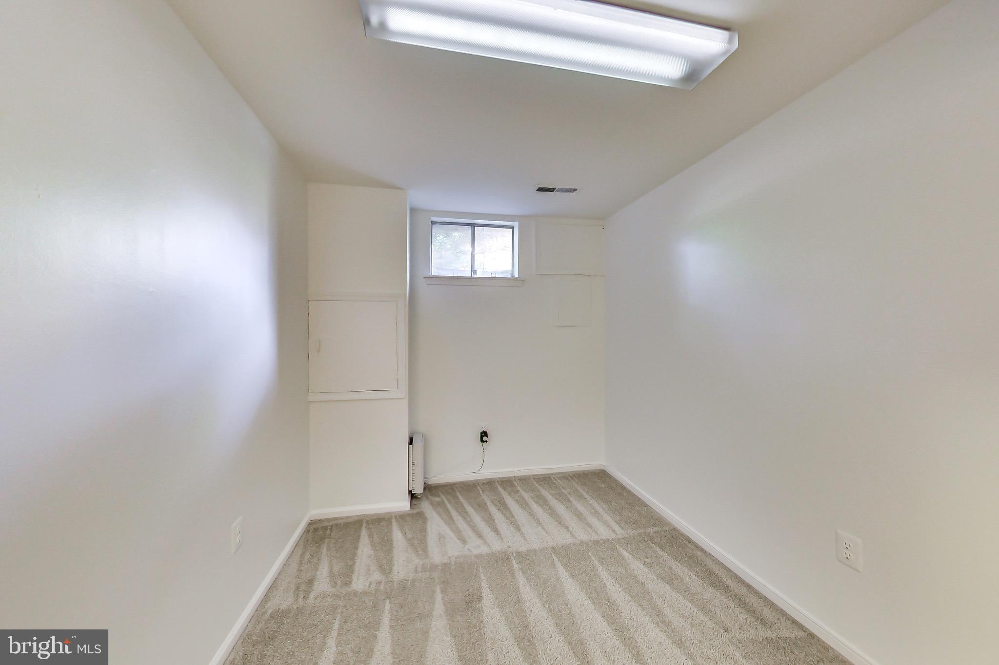 2048 Derby Ridge Lane, Unit 310 Silver Spring, MD 20910 - Photo 24 of 34
