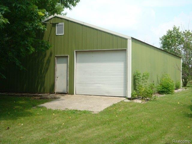 14554 Grafton Road Carleton, MI 48117 - Photo 18 of 19 14554 Grafton (22).JPG