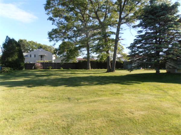 673 Newhall Street Fall River, MA 02721 - Photo 7 of 21 Gallery Image 7