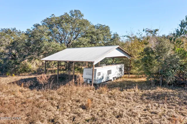 $229,999 | 2539 David's Road, Vernon, FL 32462