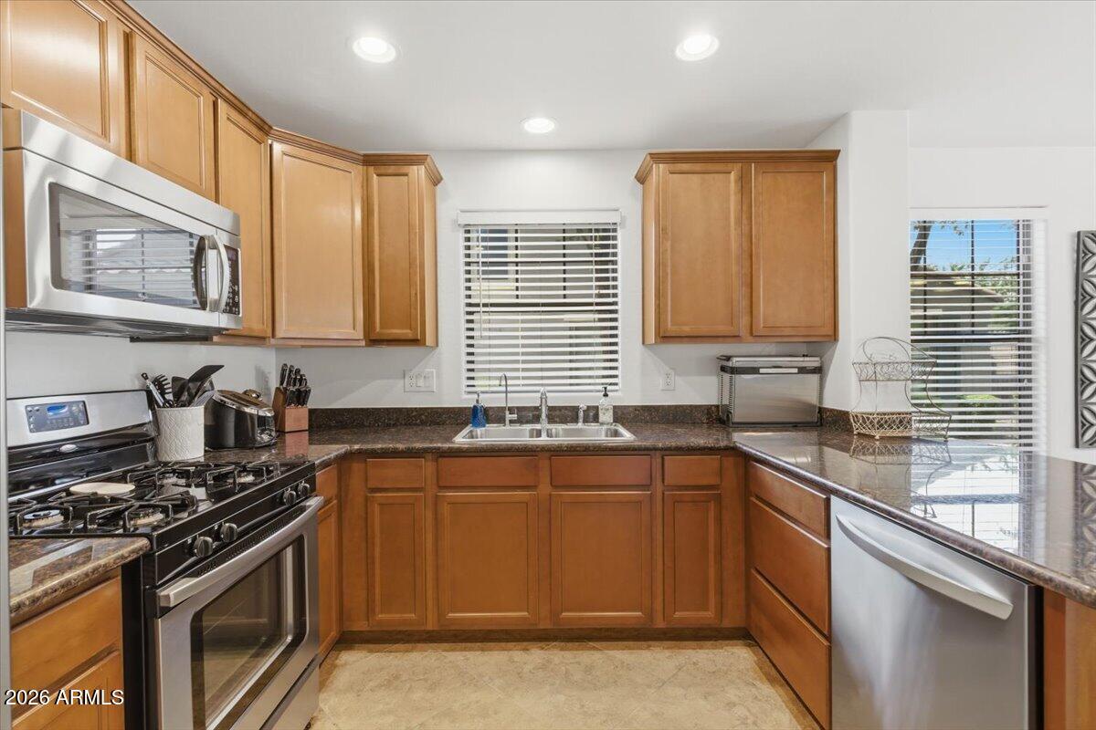 3342 East Milky Way Gilbert, AZ 85295 - Photo 10 of 42 11-11