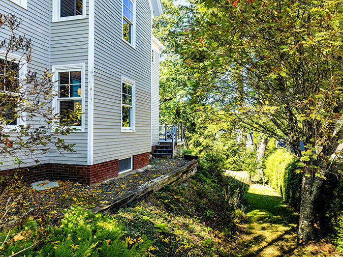 33 Pearl Street Camden, ME 04843 - Photo 67 of 72 Side Yard