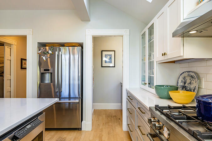 33 Pearl Street Camden, ME 04843 - Photo 10 of 72 Kitchen/Pantry