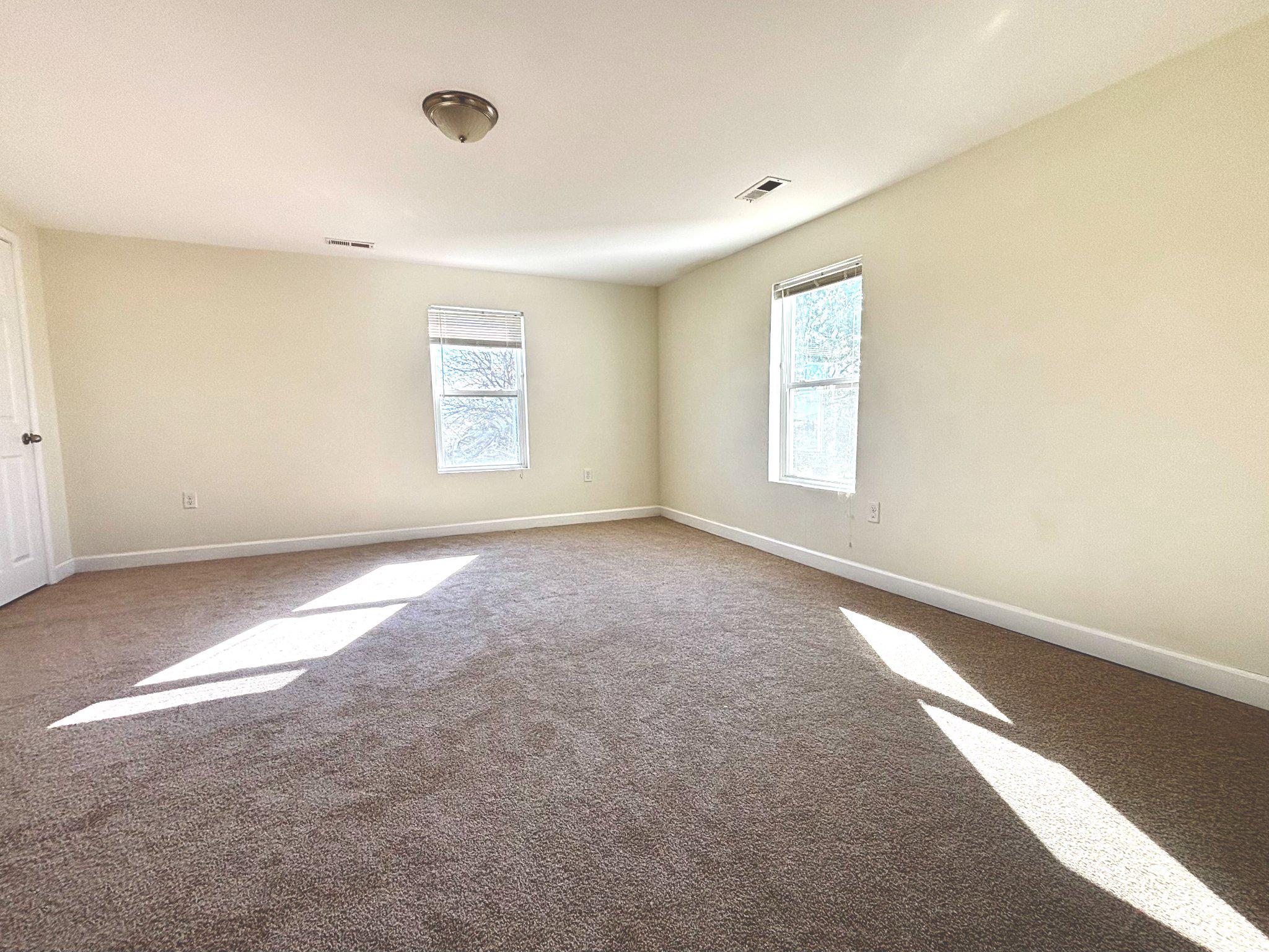 5054 Broad Run Road Jefferson, MD 21755 - Photo 9 of 23 Owner's Room