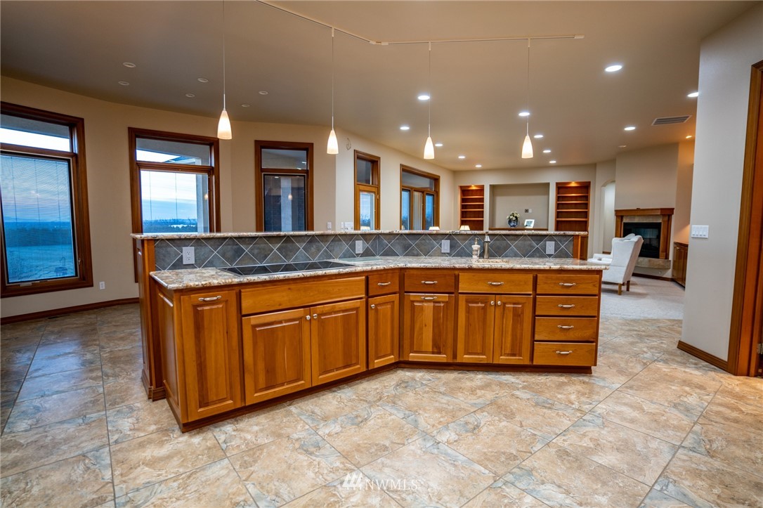 718 Young Road Northeast Moses Lake, WA 98837 - Photo 17 of 35 Gallery Image 17