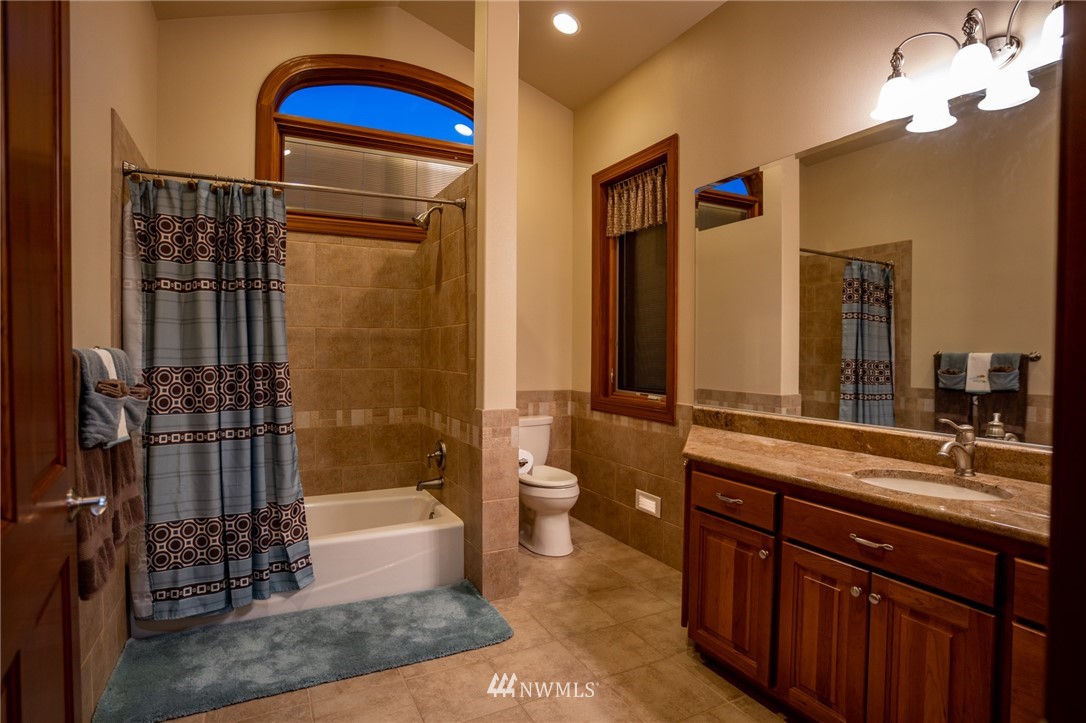 718 Young Road Northeast Moses Lake, WA 98837 - Photo 25 of 35 Gallery Image 25