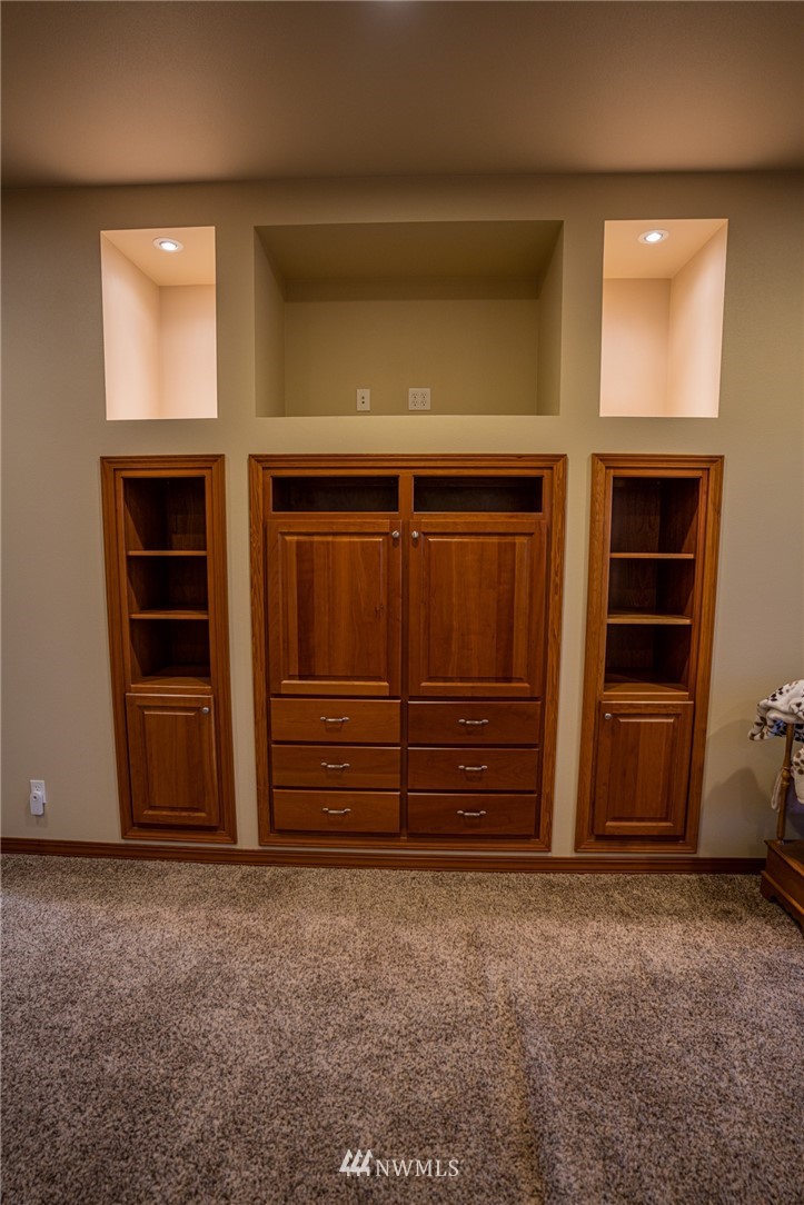 718 Young Road Northeast Moses Lake, WA 98837 - Photo 30 of 35 Gallery Image 30