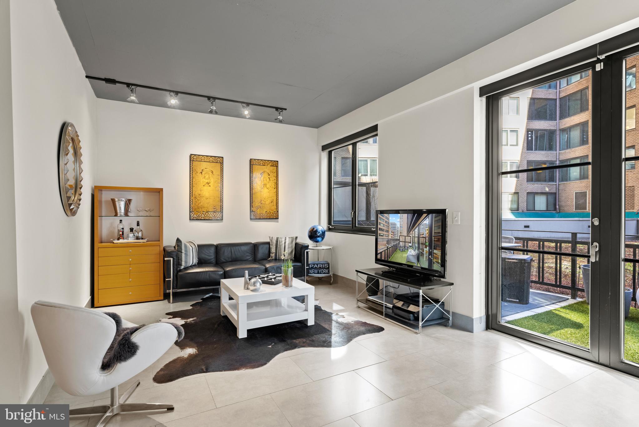 1133 14th Street Northwest, Unit 209 Washington, DC 20005 - Photo 9 of 28