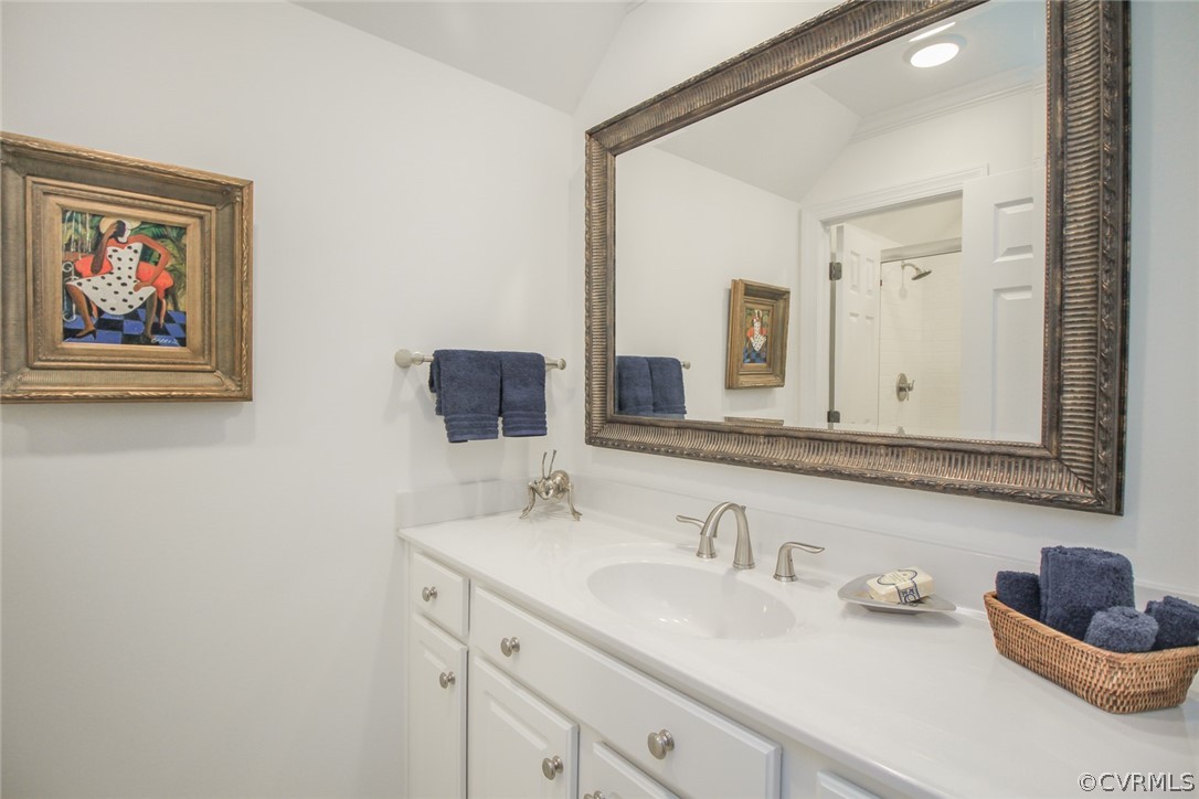 819 Lachlan Road Manakin-Sabot, VA 23103 - Photo 15 of 23 Guest Bath