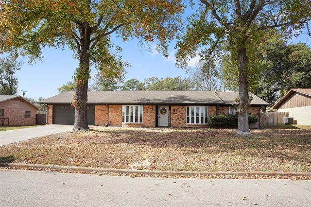 $365,000 | 122 Jill Lane, Sulphur Springs, TX 75482