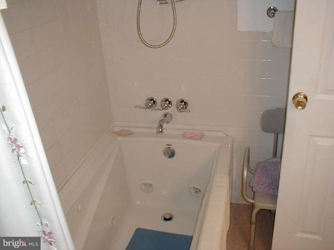 11313 Brandywine Road Clinton, MD 20735 - Photo 14 of 26 Bath #3