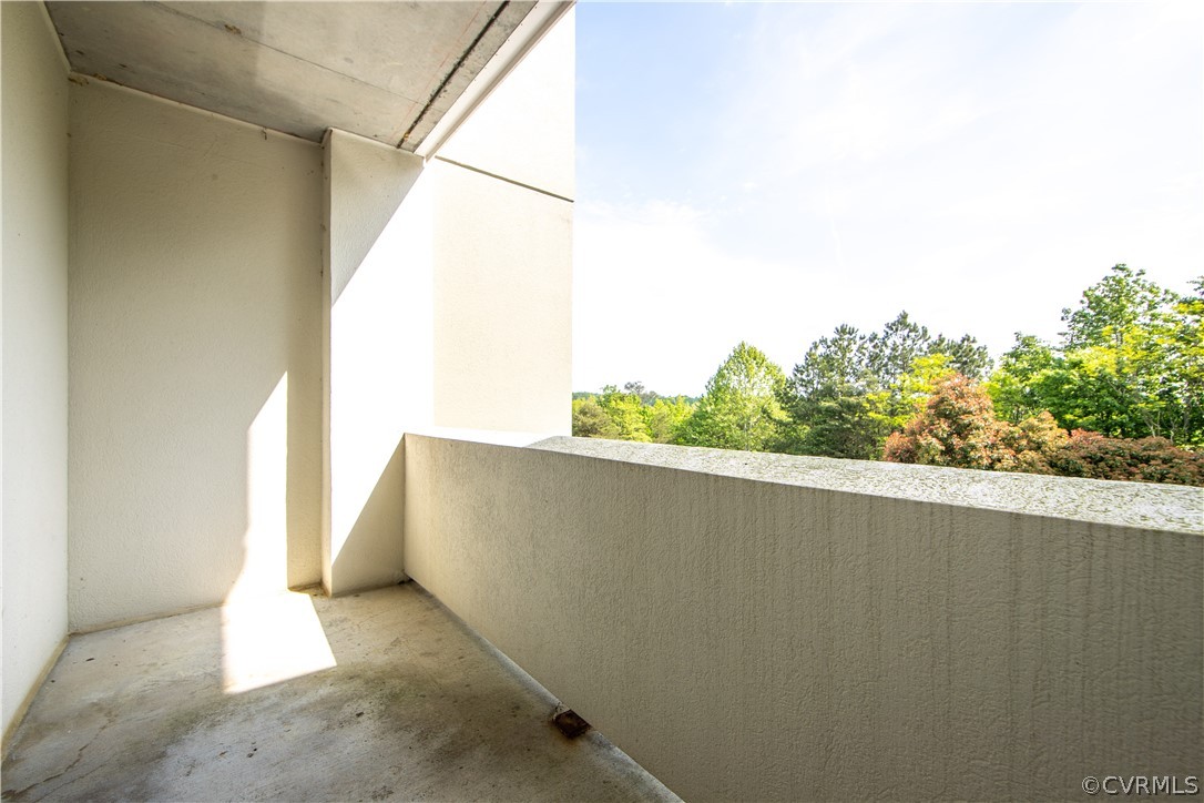 301 Beacon Ridge Drive, Unit 209 Hopewell, VA 23860 - Photo 15 of 36 Balcony off of primary suite
