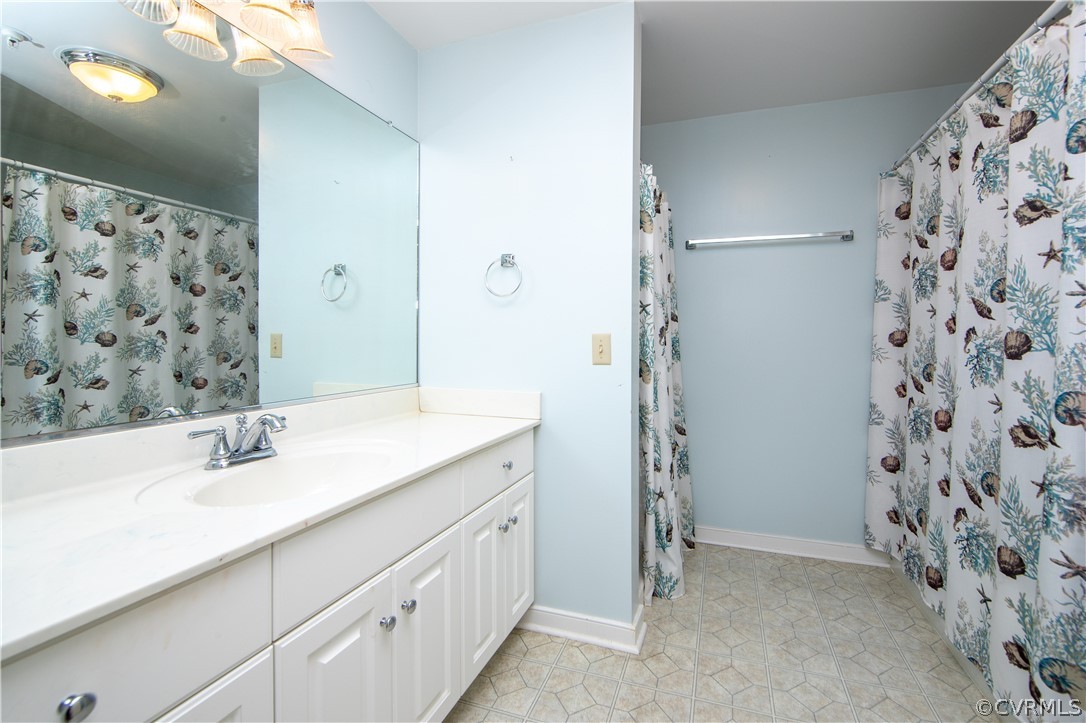 301 Beacon Ridge Drive, Unit 209 Hopewell, VA 23860 - Photo 20 of 36 Primary bathroom - separate stand alone shower AND