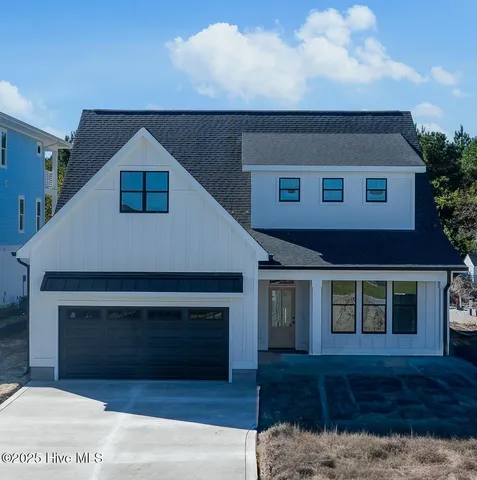 $749,000 | 366 Summerhouse Drive, Holly Ridge, NC 28445