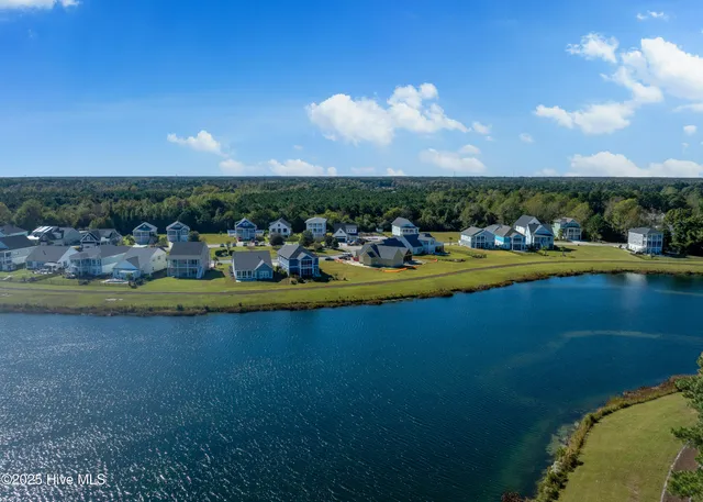 $749,000 | 366 Summerhouse Drive, Holly Ridge, NC 28445