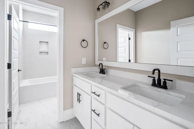 $749,000 | 366 Summerhouse Drive, Holly Ridge, NC 28445