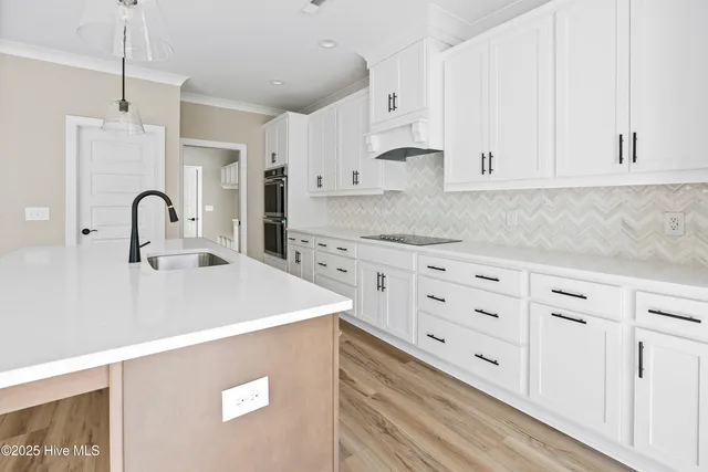 $749,000 | 366 Summerhouse Drive, Holly Ridge, NC 28445