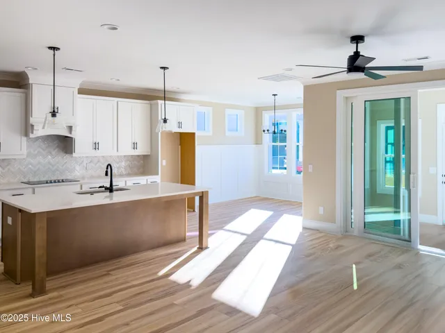 $749,000 | 366 Summerhouse Drive, Holly Ridge, NC 28445