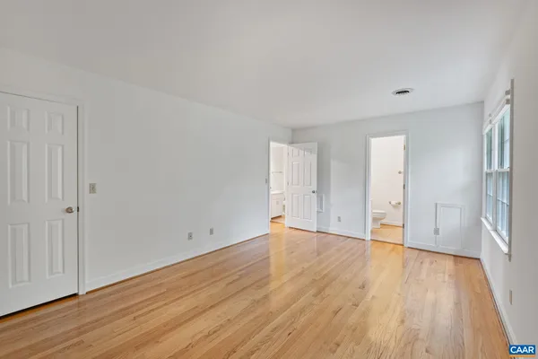 $375,000 | 2752 Hydraulic Road, Charlottesville, VA 22901