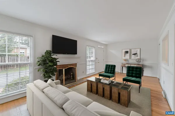 $375,000 | 2752 Hydraulic Road, Charlottesville, VA 22901