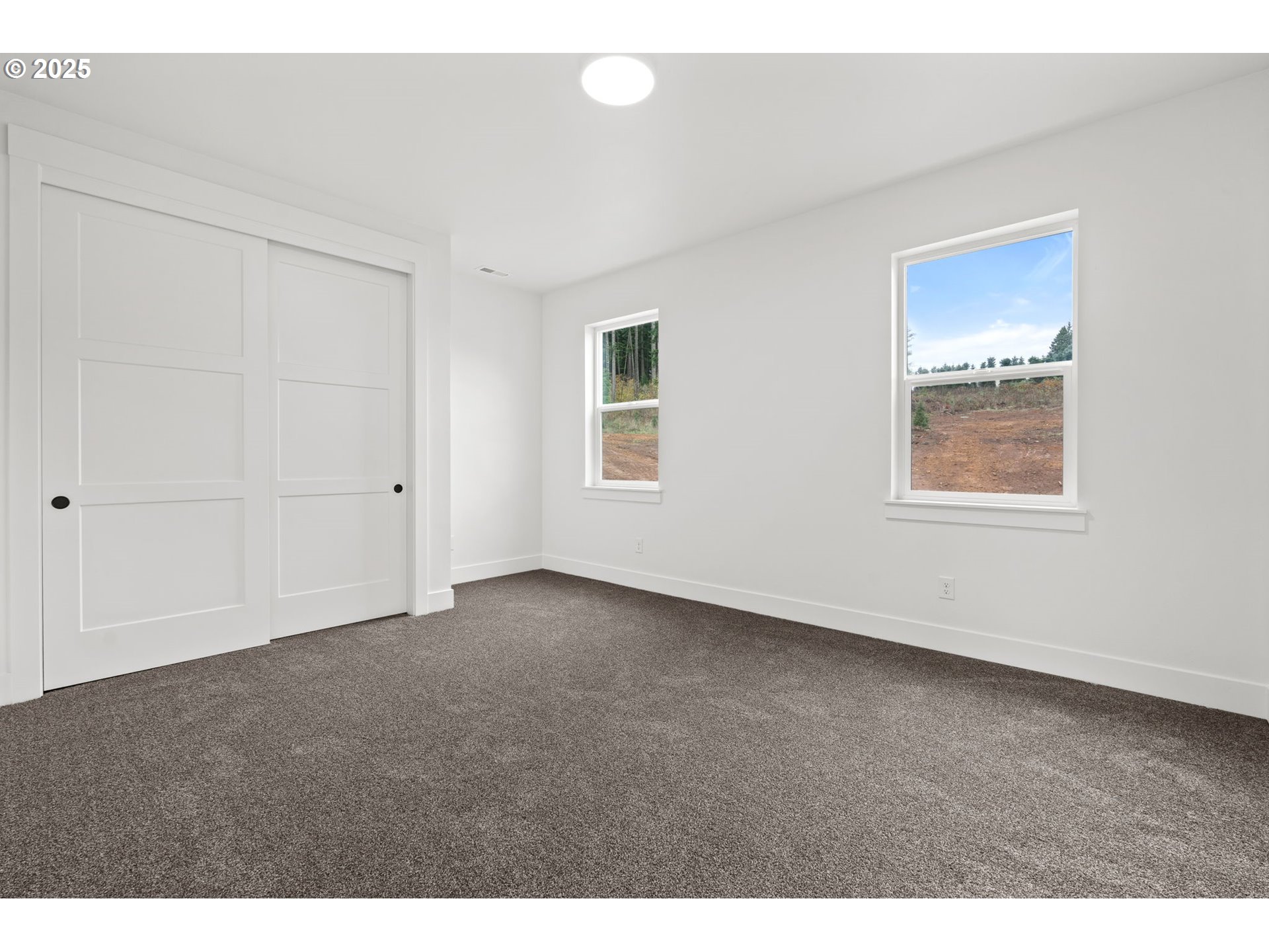 148 Fries Road Winlock, WA 98596 - Photo 24 of 39 a view of an empty room with a window