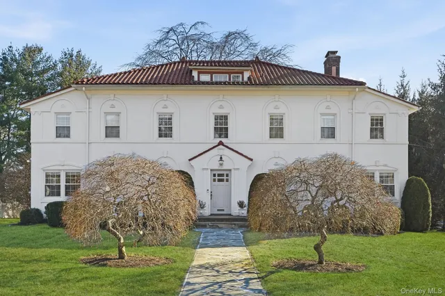 $2,050,000 | 221 Paine Avenue, New Rochelle, NY 10804