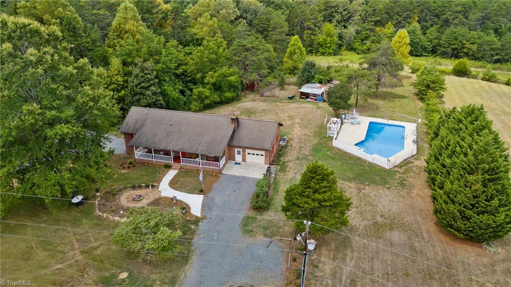 1127 Curt Boyles Road King, NC 27021 - Photo 3 of 50