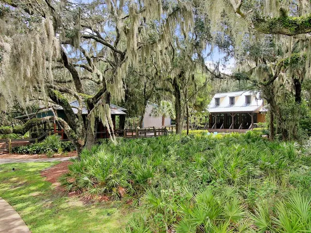 $2,475 | 5612 Balcony Bridge Place, Lithia, FL 33547