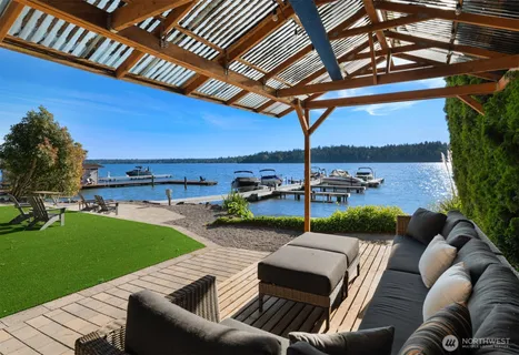 $3,850,000 | 4889 Forest Avenue Southeast, Mercer Island, WA 98040