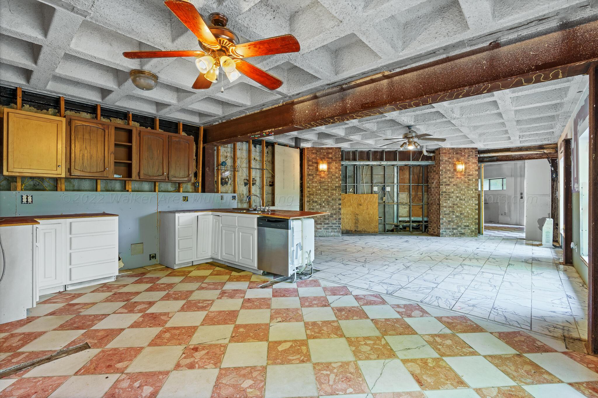 446 Gulf Crest Road Jasper, AL 35504 - Photo 5 of 27 Gallery Image 5