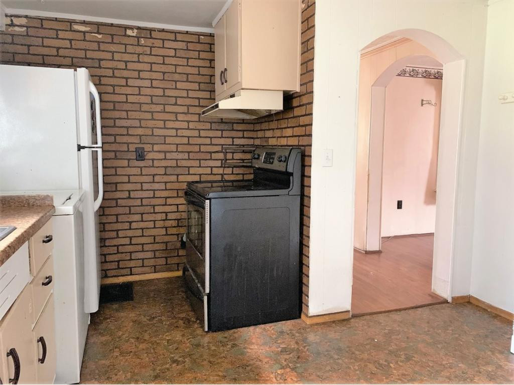 125 Ruth Street Southwest Abingdon, VA 24210 - Photo 10 of 15 Kitchen