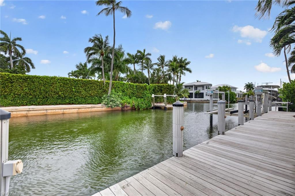 2140 Tarpon Road Naples, FL 34102 - Photo 38 of 50
