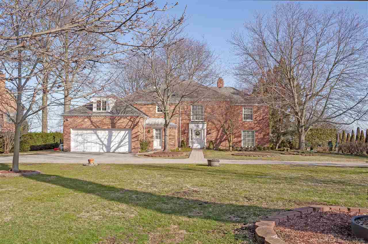 407 Lake Shore Road Grosse Pointe Farms, MI 48236 - Photo 5 of 6
