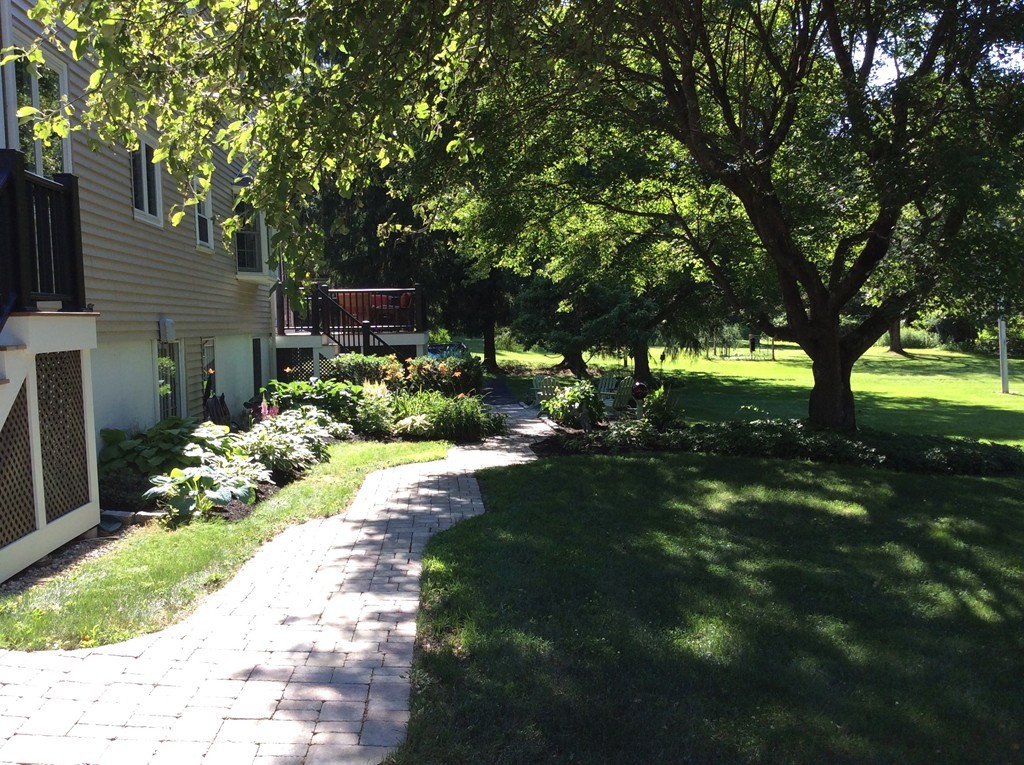64 Ipswich Road Topsfield, MA 01983 - Photo 29 of 30 Gallery Image 29