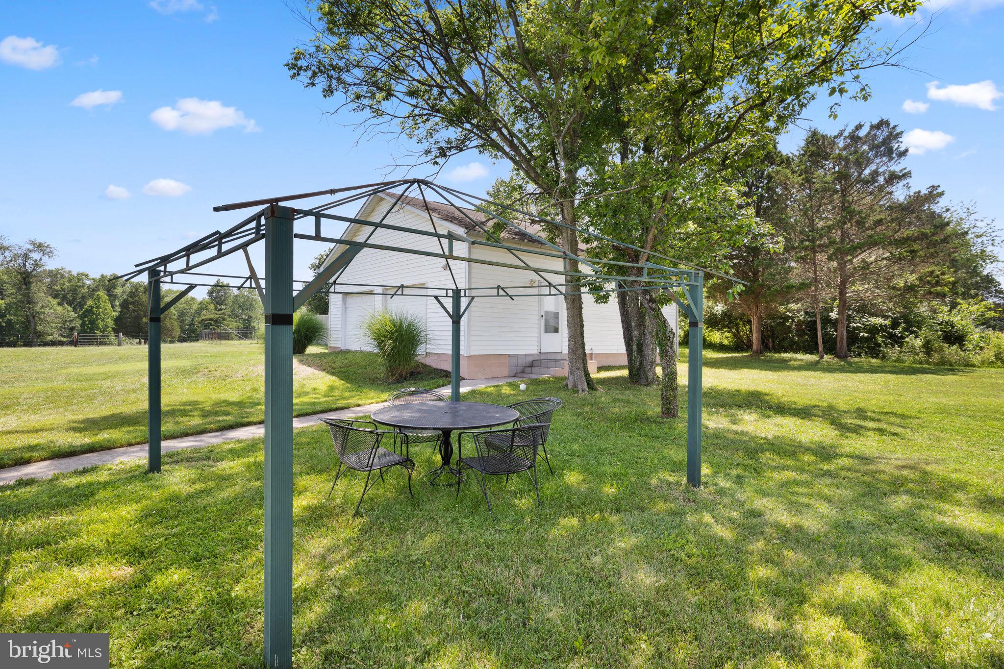 14917 Compton Road Centreville, VA 20121 - Photo 46 of 72 Back of Home
