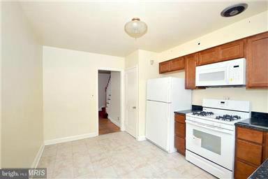 8110 Clyde Bank Road Baltimore, MD 21286 - Photo 12 of 22 Kitchen