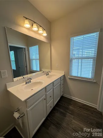 $2,200 | 1222 Ashbury Street, Charlotte, NC 28216