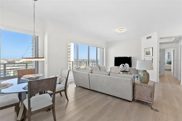 $6,300 | 449 South 12th Street, Unit 1101, Tampa, FL 33602