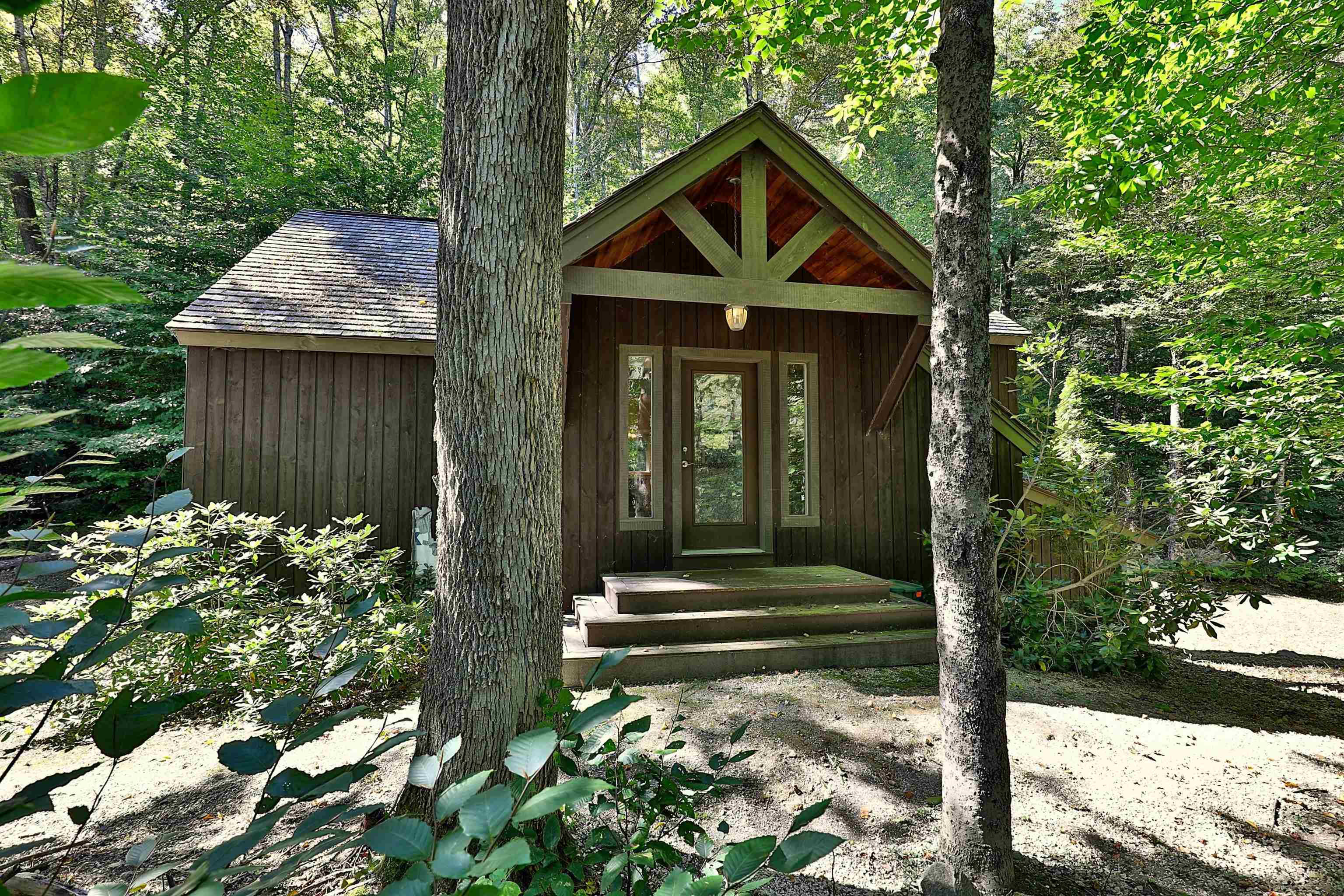 442 Crimson Hawk Road Plymouth, VT 05056 - Photo 3 of 25 Gallery Image 3