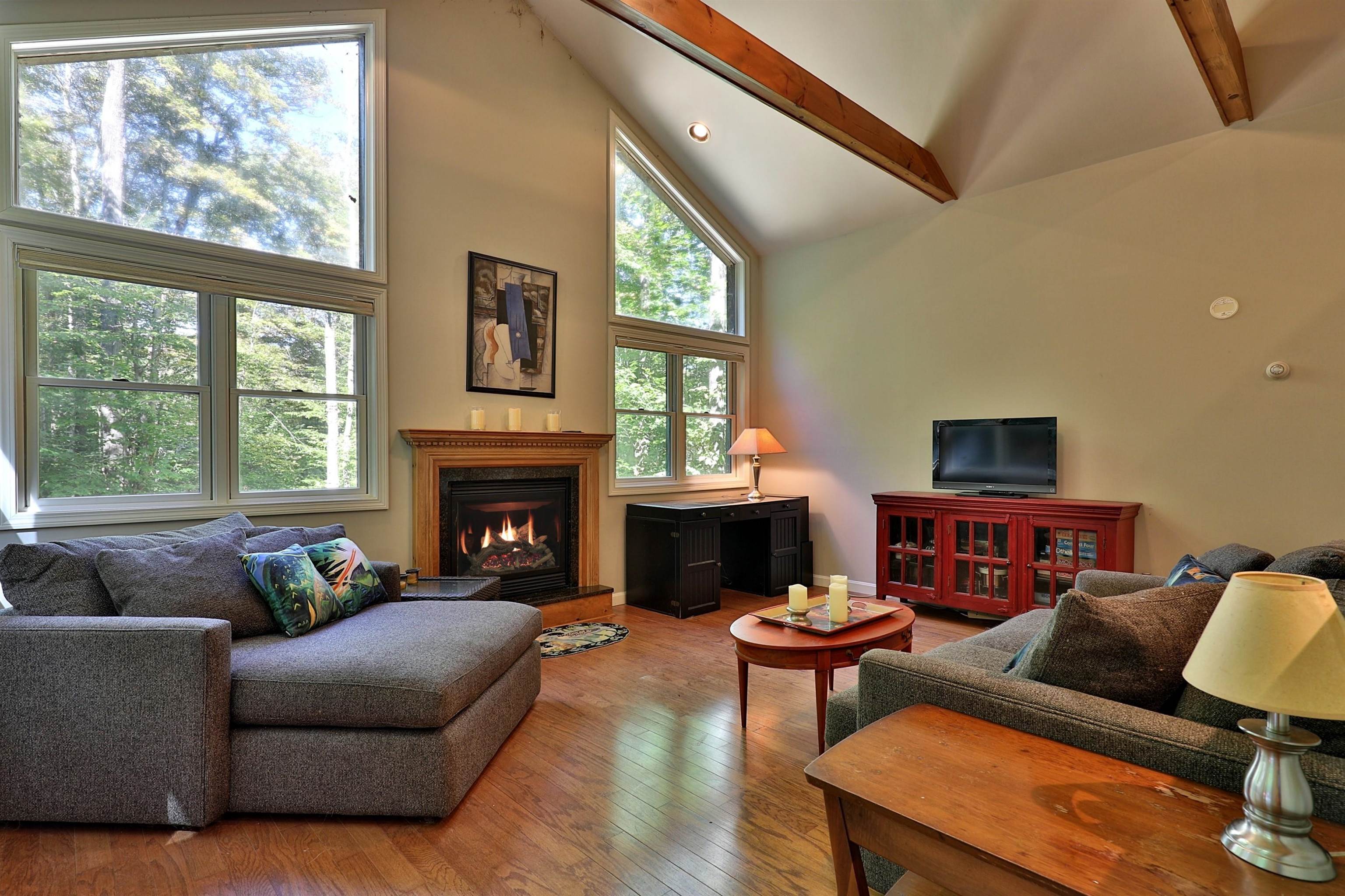 442 Crimson Hawk Road Plymouth, VT 05056 - Photo 5 of 25 Gallery Image 5