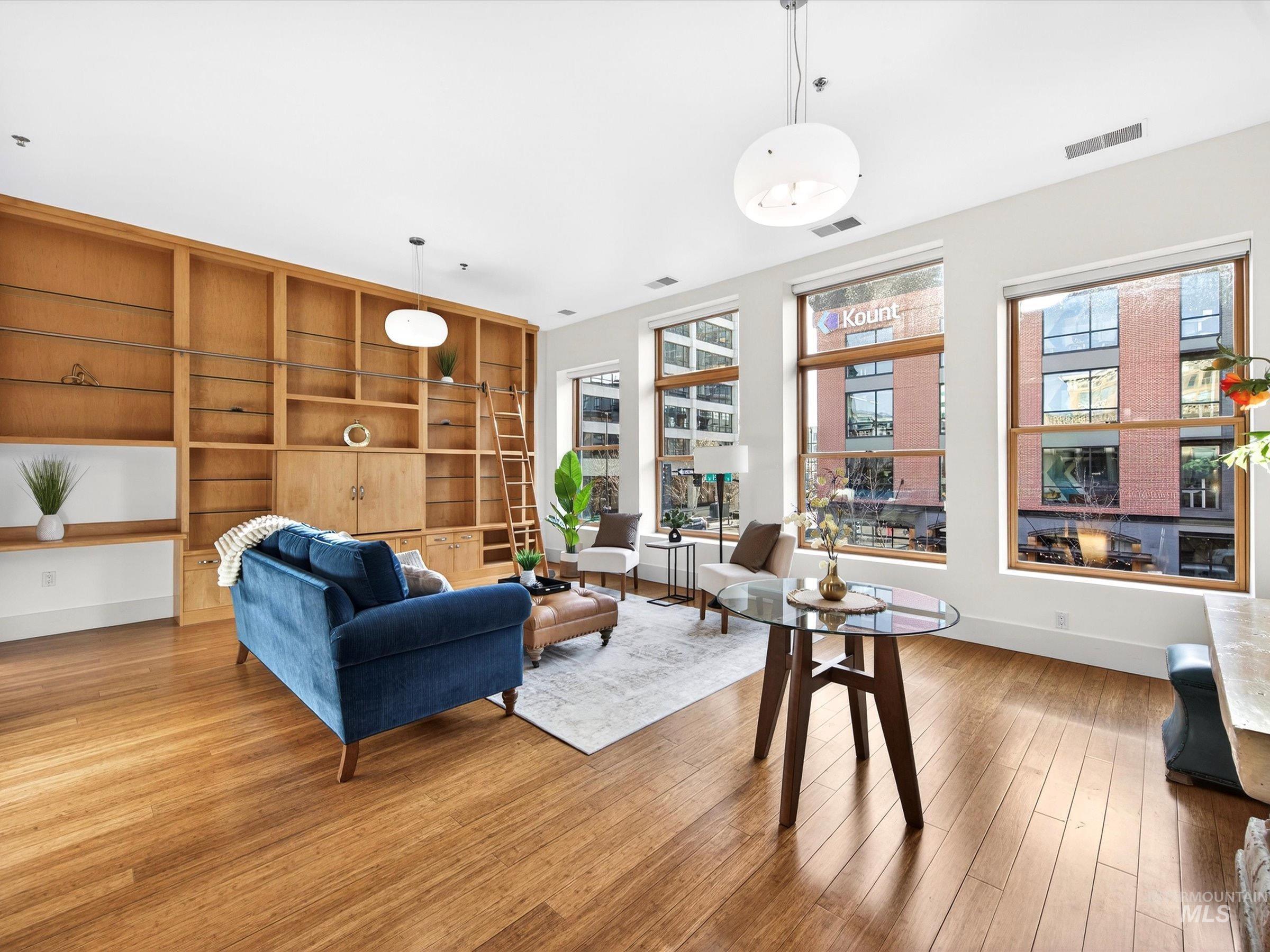 101 North 10th Street, Unit 203 Boise, ID 83702 - Photo 2 of 28