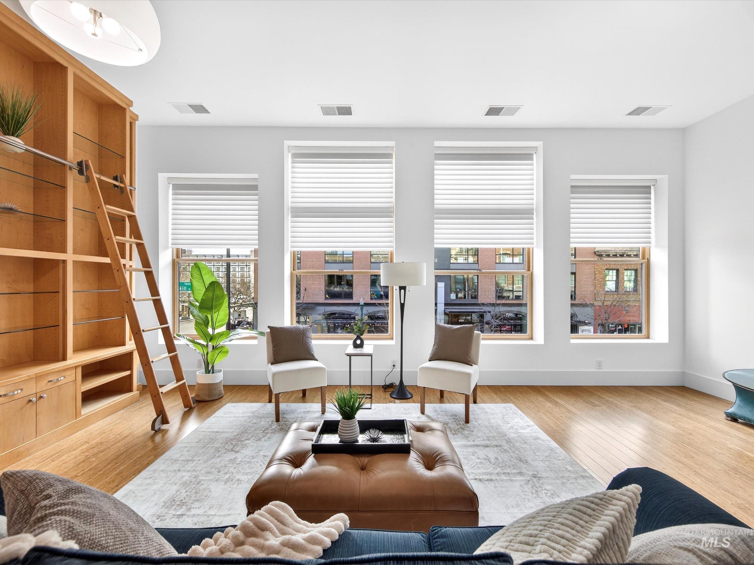 101 North 10th Street, Unit 203 Boise, ID 83702 - Photo 5 of 28