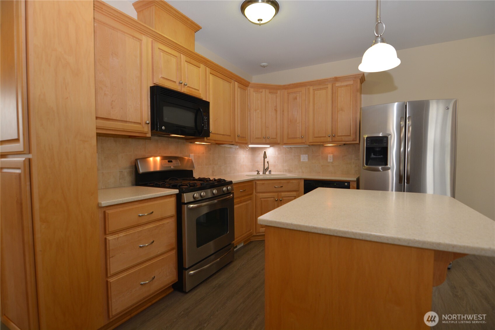 1548 River Road, Unit 107 Longview, WA 98632 - Photo 15 of 38 Gallery Image 15