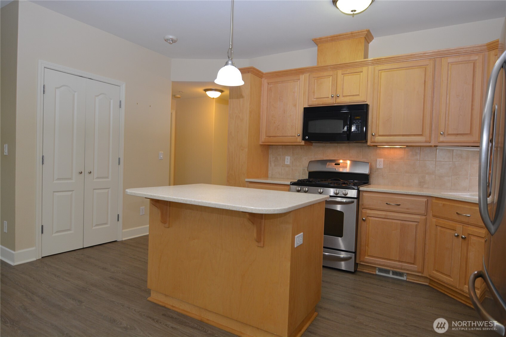 1548 River Road, Unit 107 Longview, WA 98632 - Photo 16 of 38 Gallery Image 16