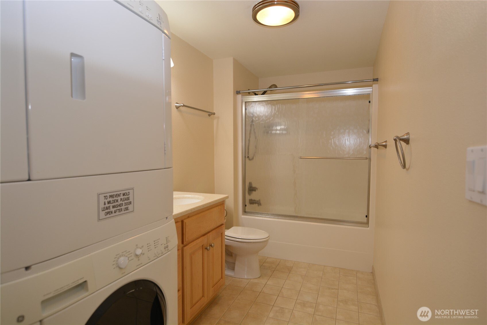 1548 River Road, Unit 107 Longview, WA 98632 - Photo 27 of 38 Gallery Image 27