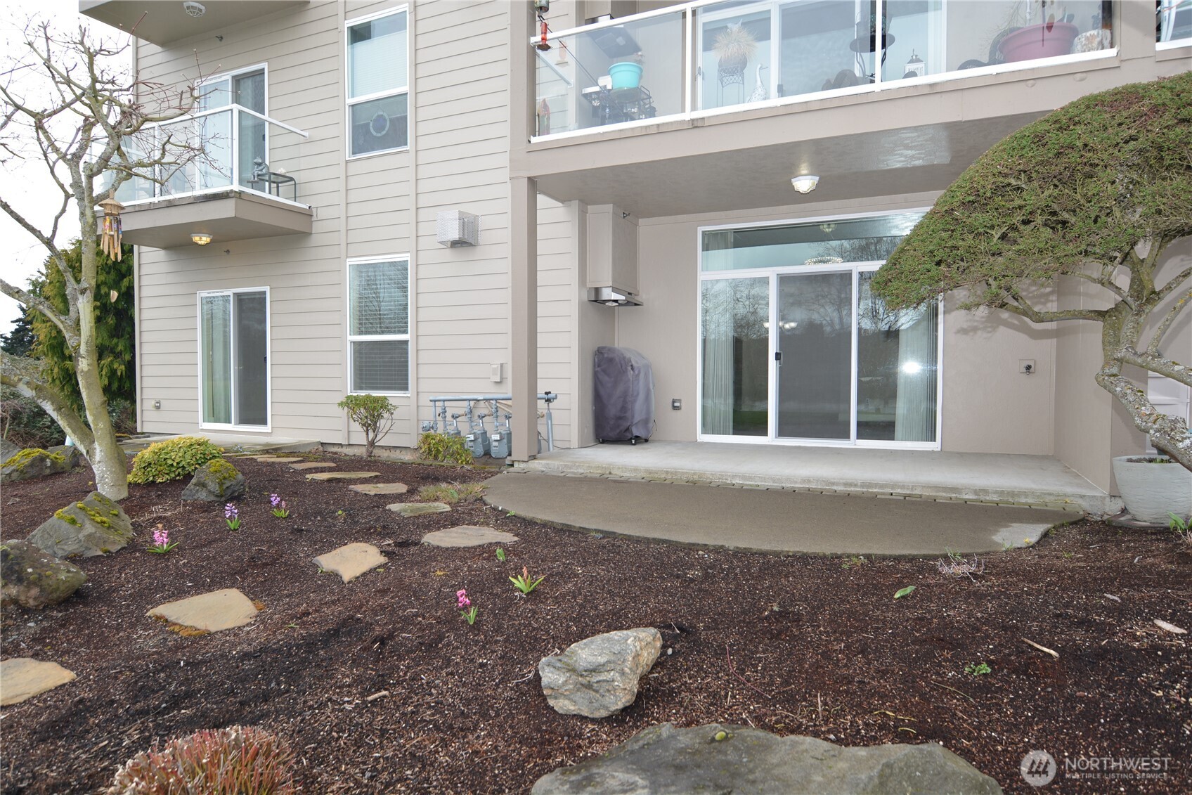 1548 River Road, Unit 107 Longview, WA 98632 - Photo 3 of 38 Gallery Image 3