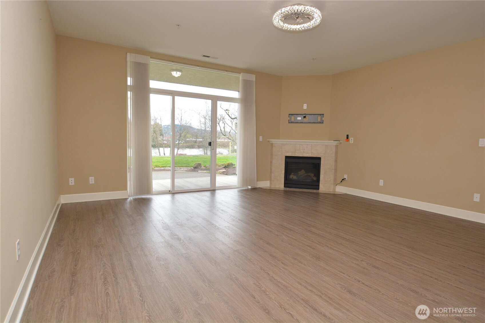 1548 River Road, Unit 107 Longview, WA 98632 - Photo 10 of 38 Gallery Image 10