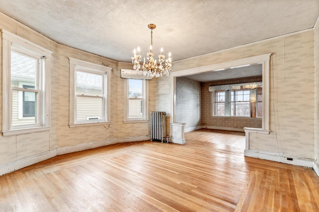 47 Windsor Road Medford, MA 02155 - Photo 8 of 30 Gallery Image 8
