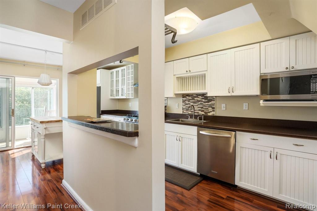 6645 Andersonville Road Clarkston, MI 48346 - Photo 7 of 30