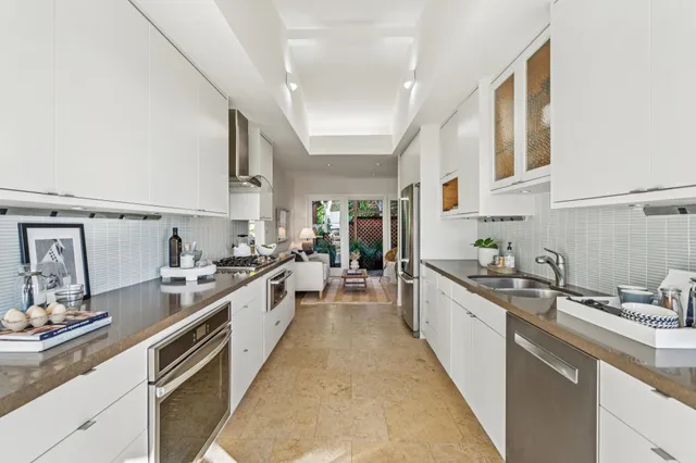 $1,899,000 | 6081 Wood Drive, Oakland, CA 94611